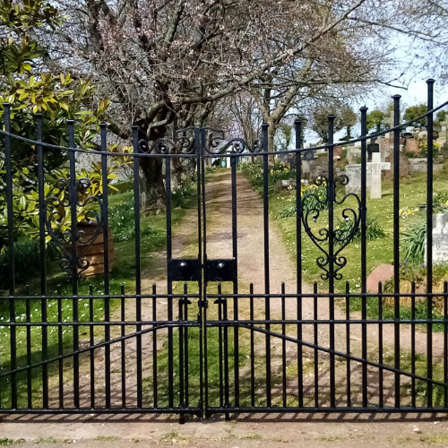 Cemetery gates website