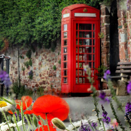 Phone kiosk Fore St